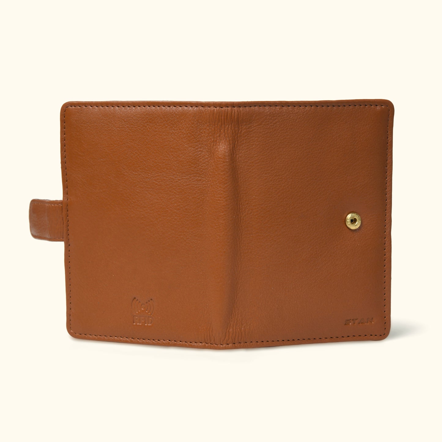 Aero Leather Passport Holder