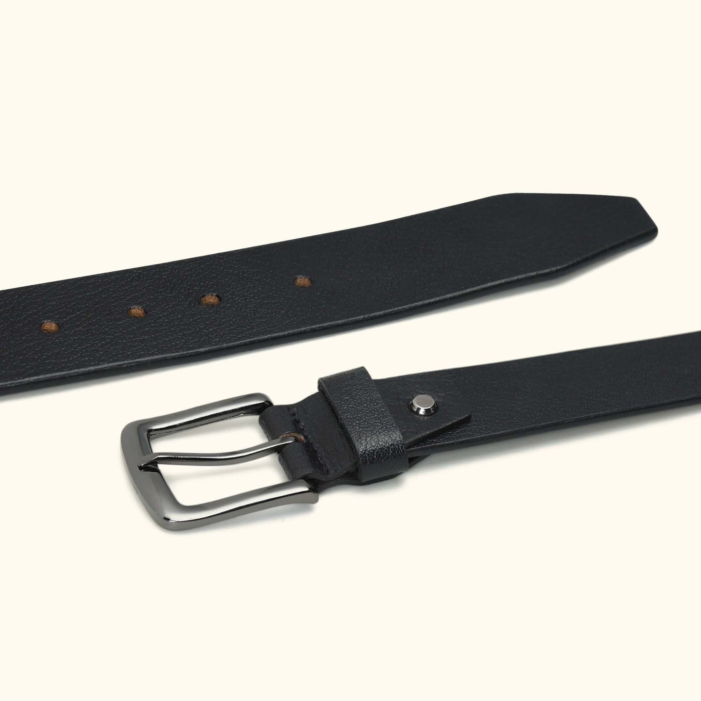Barrett Mens Full Grain Milled Leather Belt Flat Lay Black