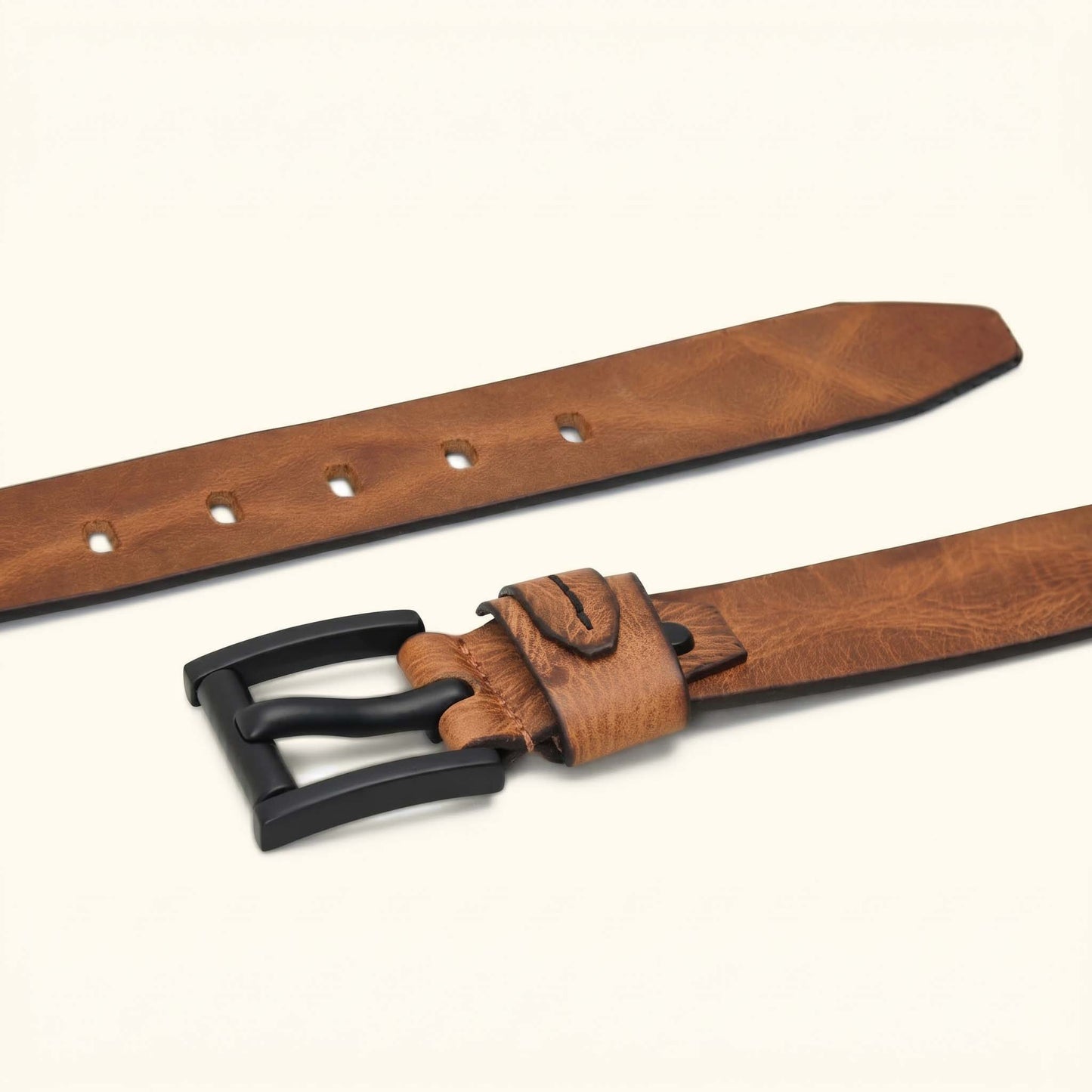 Hawke Elite Mens Full Grain Hand Finished Leather Belt Flat Lay Saddle Tan